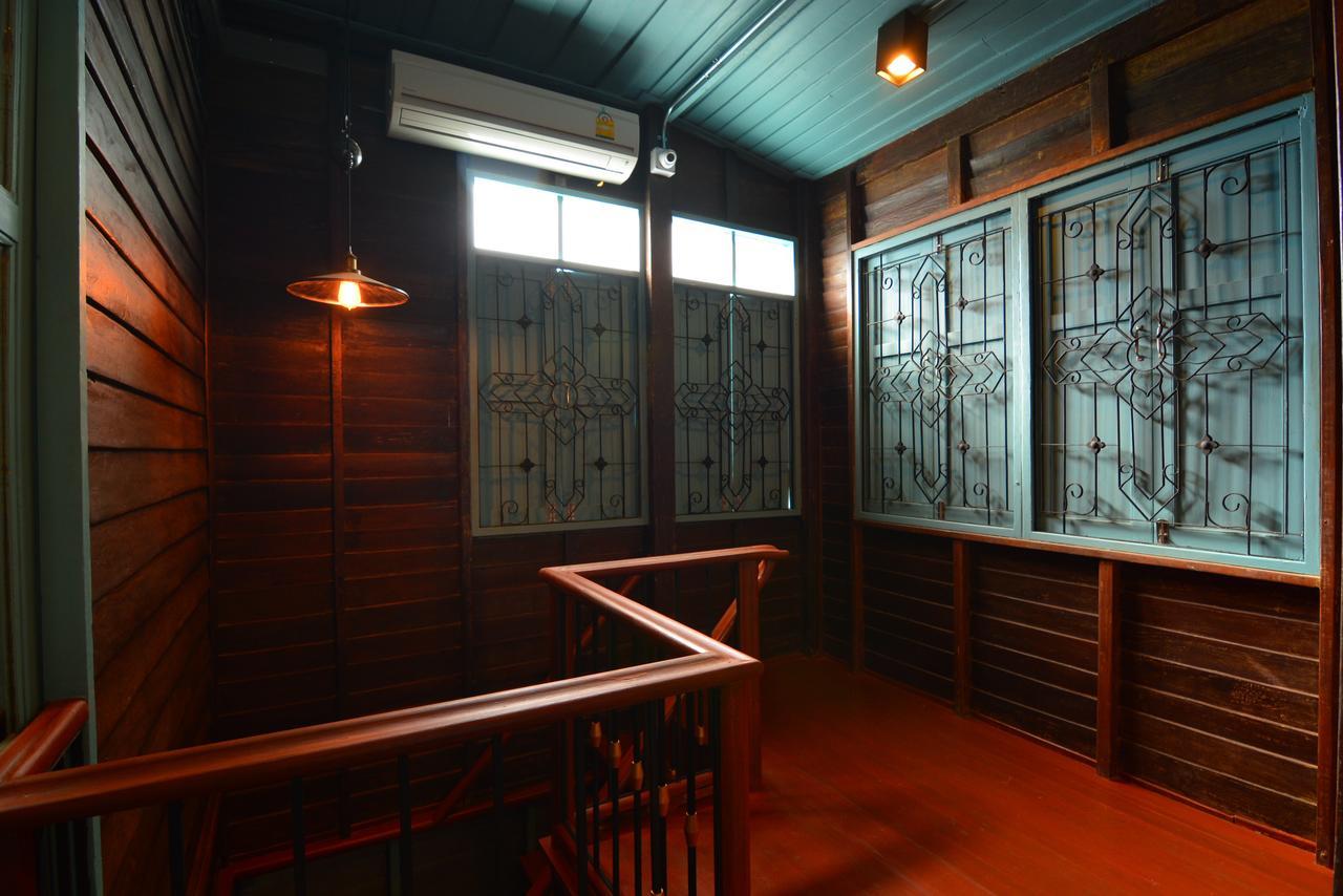 La Moon Hostel Μπανγκόκ Εξωτερικό φωτογραφία