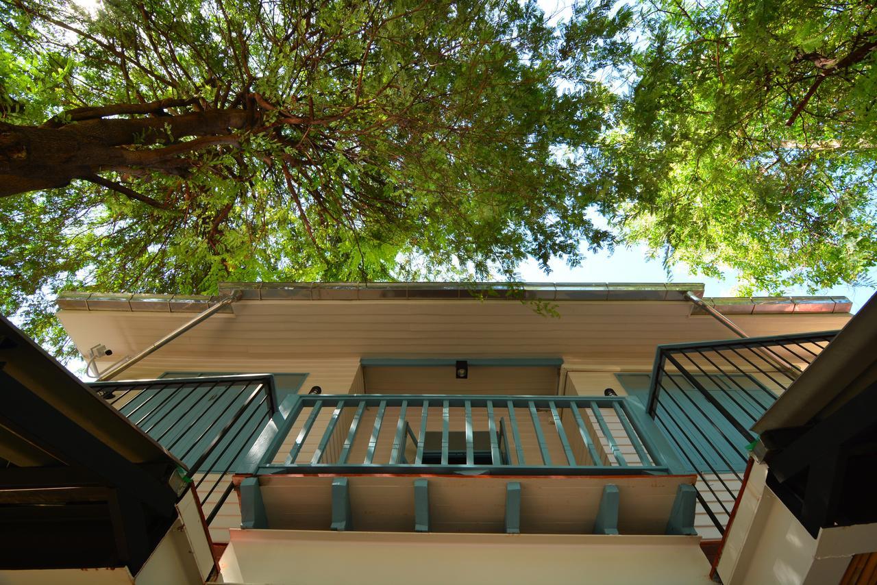 La Moon Hostel Μπανγκόκ Εξωτερικό φωτογραφία