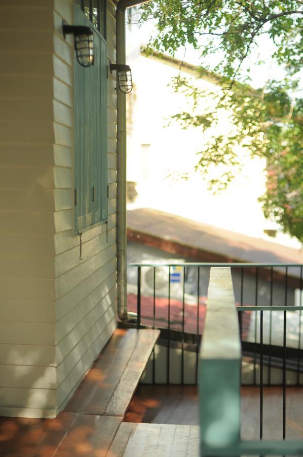 La Moon Hostel Μπανγκόκ Εξωτερικό φωτογραφία