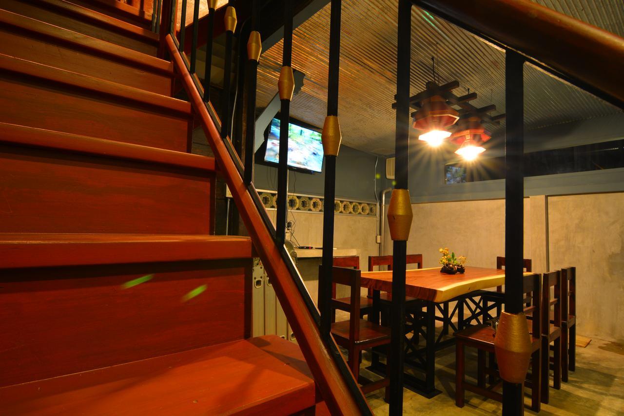 La Moon Hostel Μπανγκόκ Εξωτερικό φωτογραφία