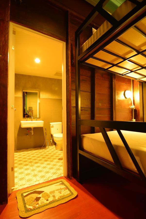 La Moon Hostel Μπανγκόκ Εξωτερικό φωτογραφία